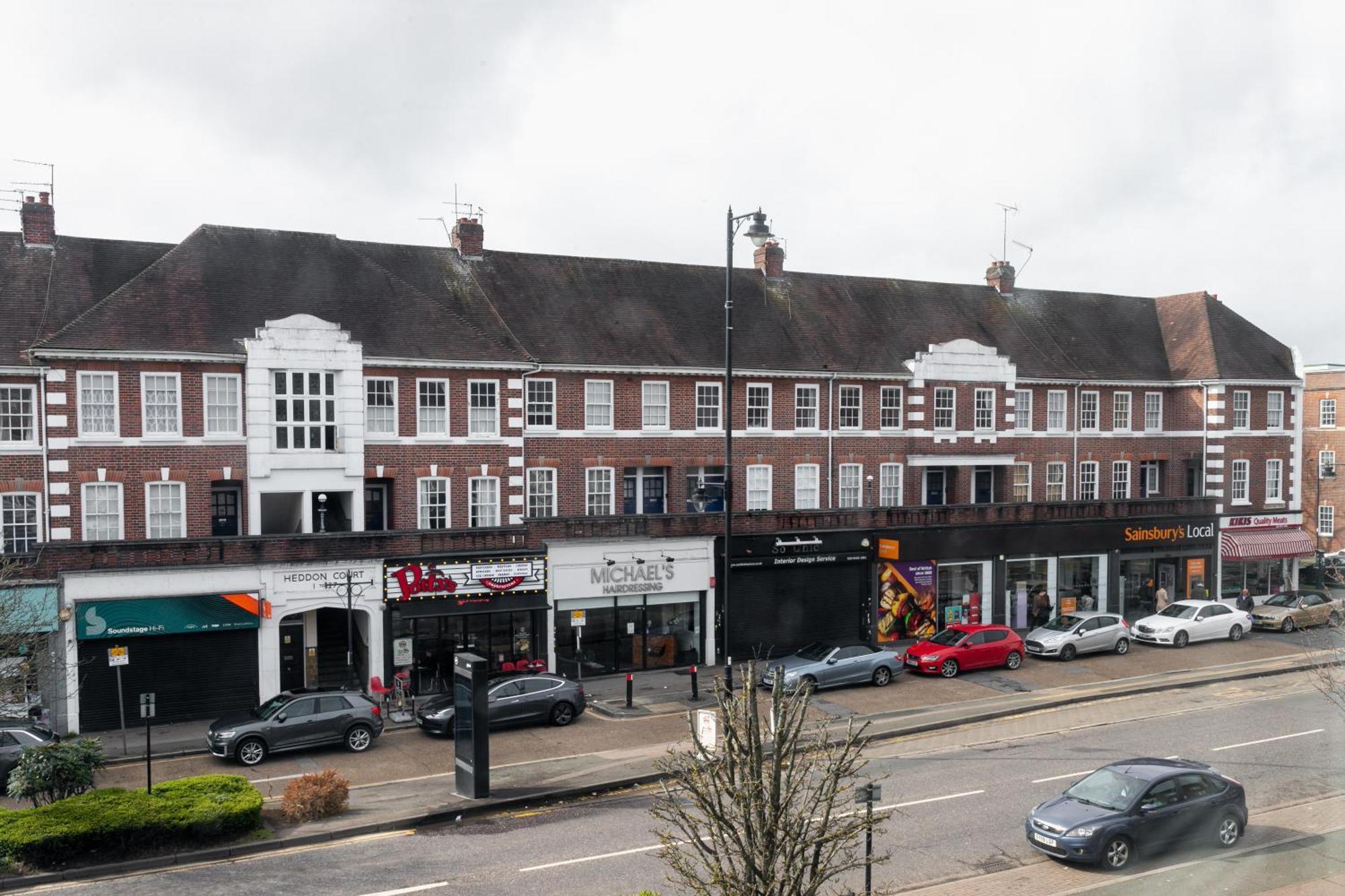 Skyvillion - Cozy Large 4 & 1 Bed Apartments In London Enfield, Mins To Tube Station, Free Wi-Fi Eksteriør bilde